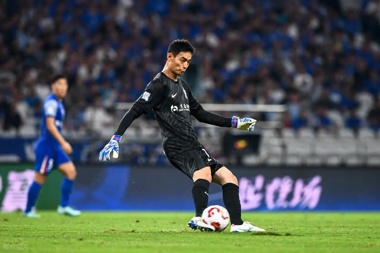 开云体育正规平台-关于今晨上海申花备战CBA季后赛，官宣签约细节曝光，引发热议，数据趋势出现新变化的信息